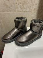 Bottines UGG scintillantes, taille 37, parfaites hiver!