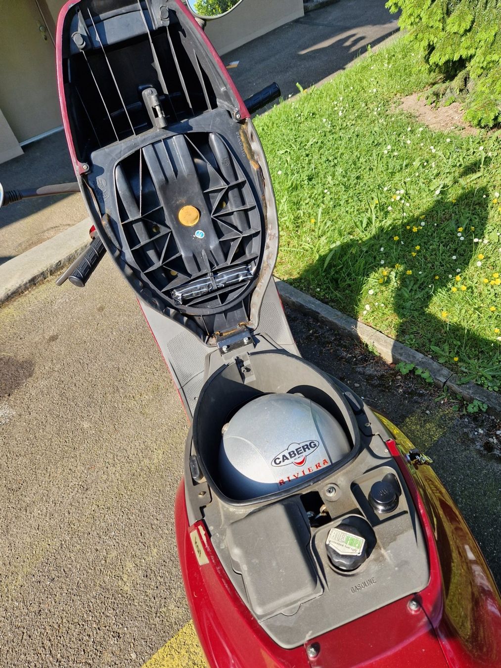 Piaggio Scooters: Roller Piaggio Sfera – Gebraucht aus Oberglatt ZH von  4