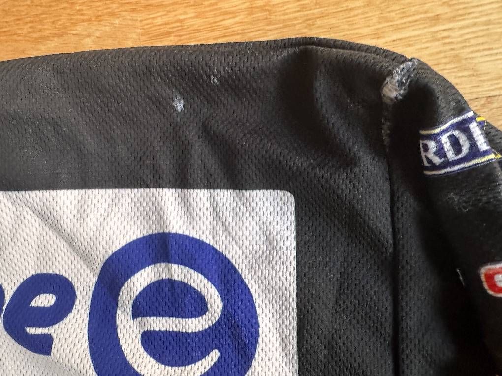Fribourg-Gottéron Canottiere & Pantaloni: Fribourg-Gottéron Matchworn Jersey 2010/2011  Original – Usato da Luzern venduto da Fesch84 4