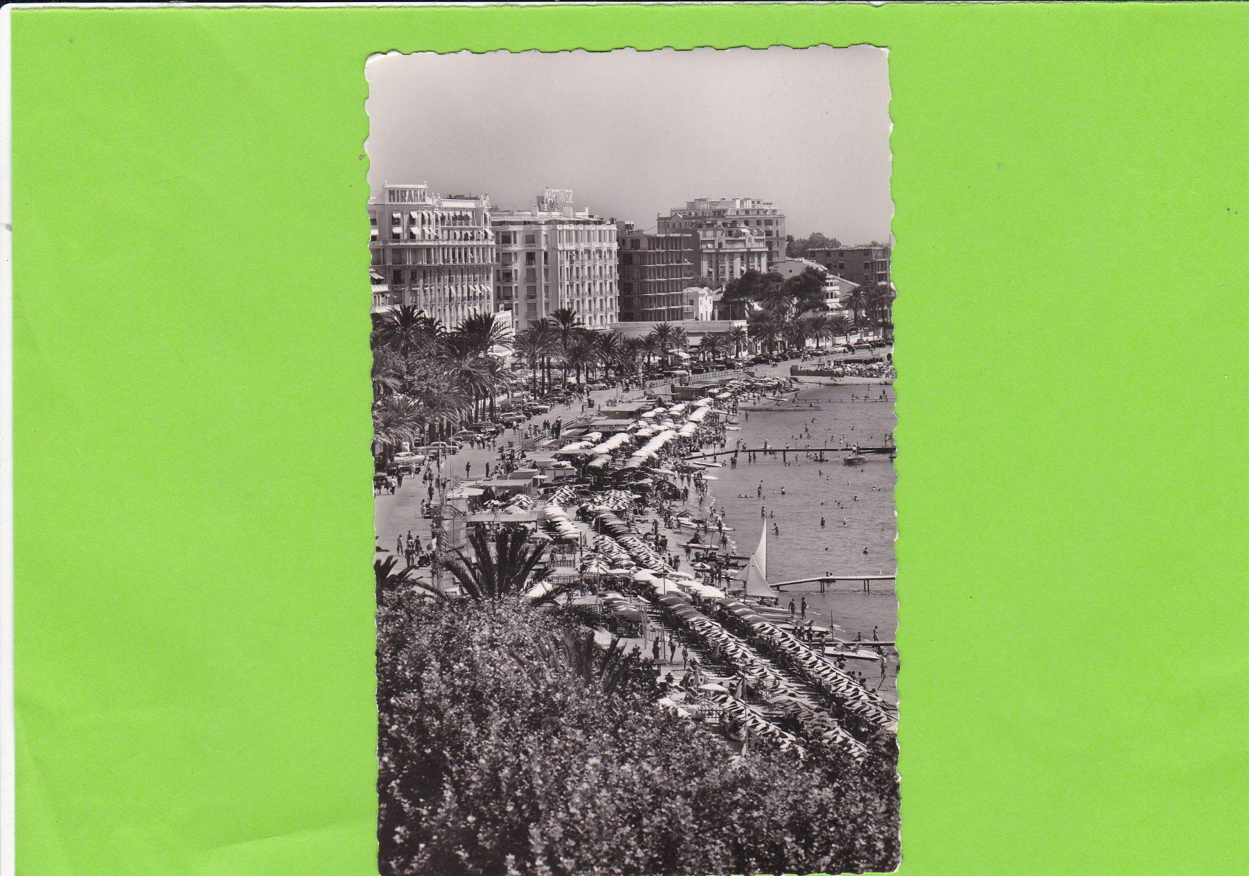 Ansichtskarten: Cannes-La plage et la Croisette – Gebraucht aus St. Peterzell von neckertal