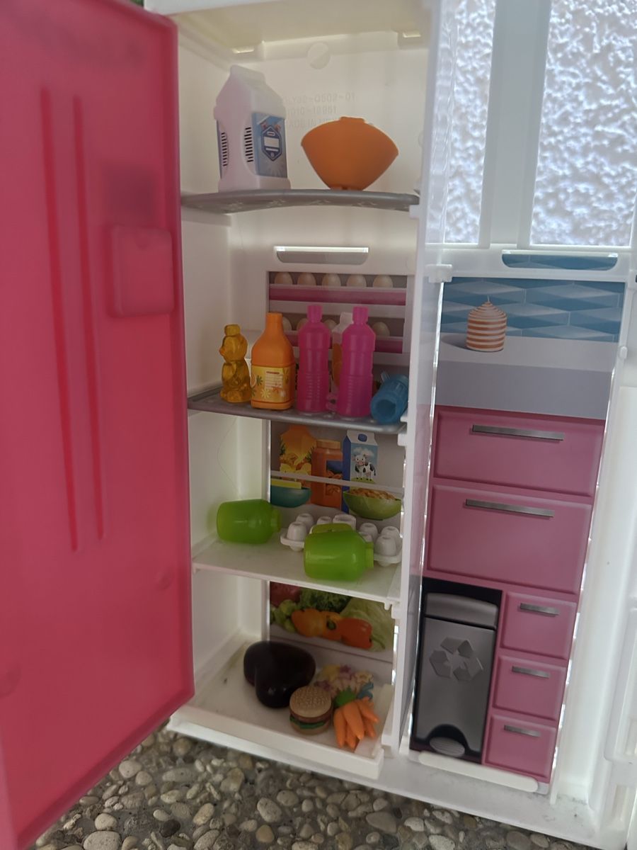 Mattel Casette per bambini: Maison Barbie Poupées et Accessoires  – Usato da Givisiez venduto da sgu_k58r 7