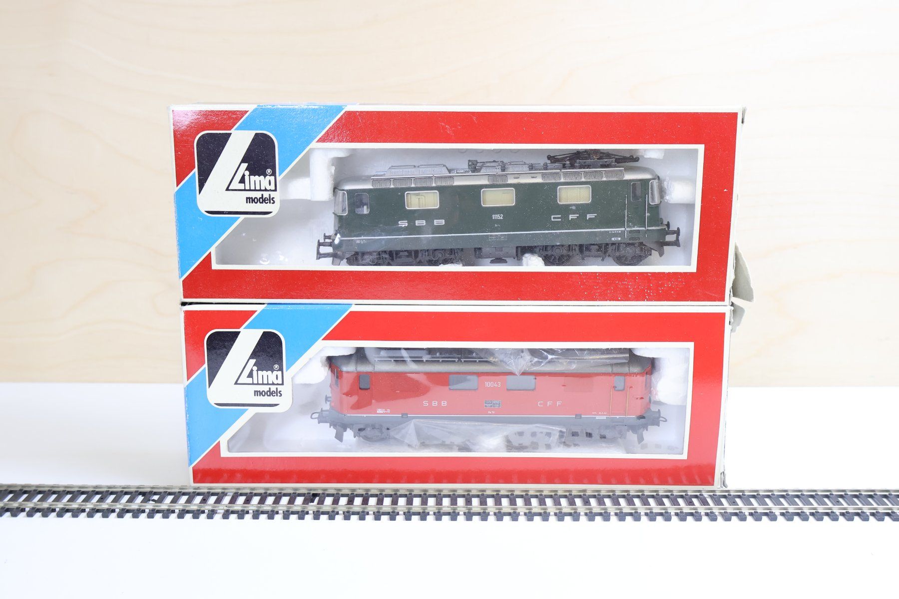 Lima Modellini di ferrovie: Lima Doppelpack 2 x SBB Re 4/4 E-Lok H0 DC - Schöne Modelle – Usato da Winterthur venduto da Monstera 8