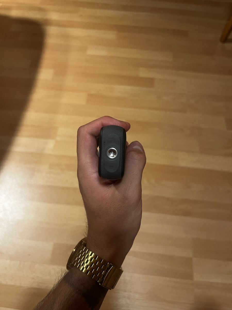 Insta360 Videocamere: Insta360 ONE X2 Camera with Case good condition – Usato da Engelberg venduto da rub_v28h 3
