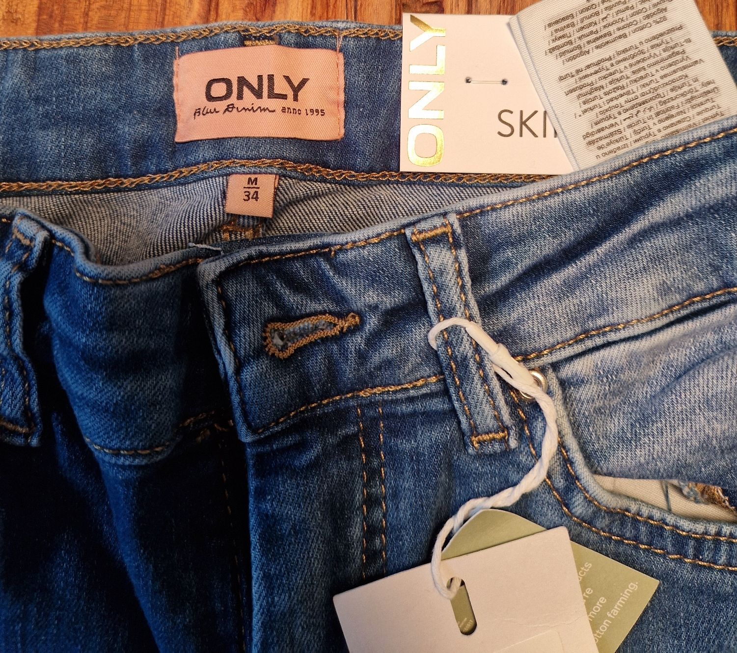 Only Jeans: Only Jeans, neu mit Etikett, Grösse M. – Nuovo (secondo la descrizione) da Stäfa venduto da steph213 1