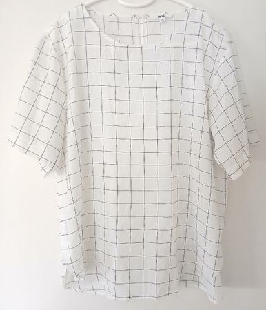 UNIQLO Grid Print Top - Women's Size M - Great condition!