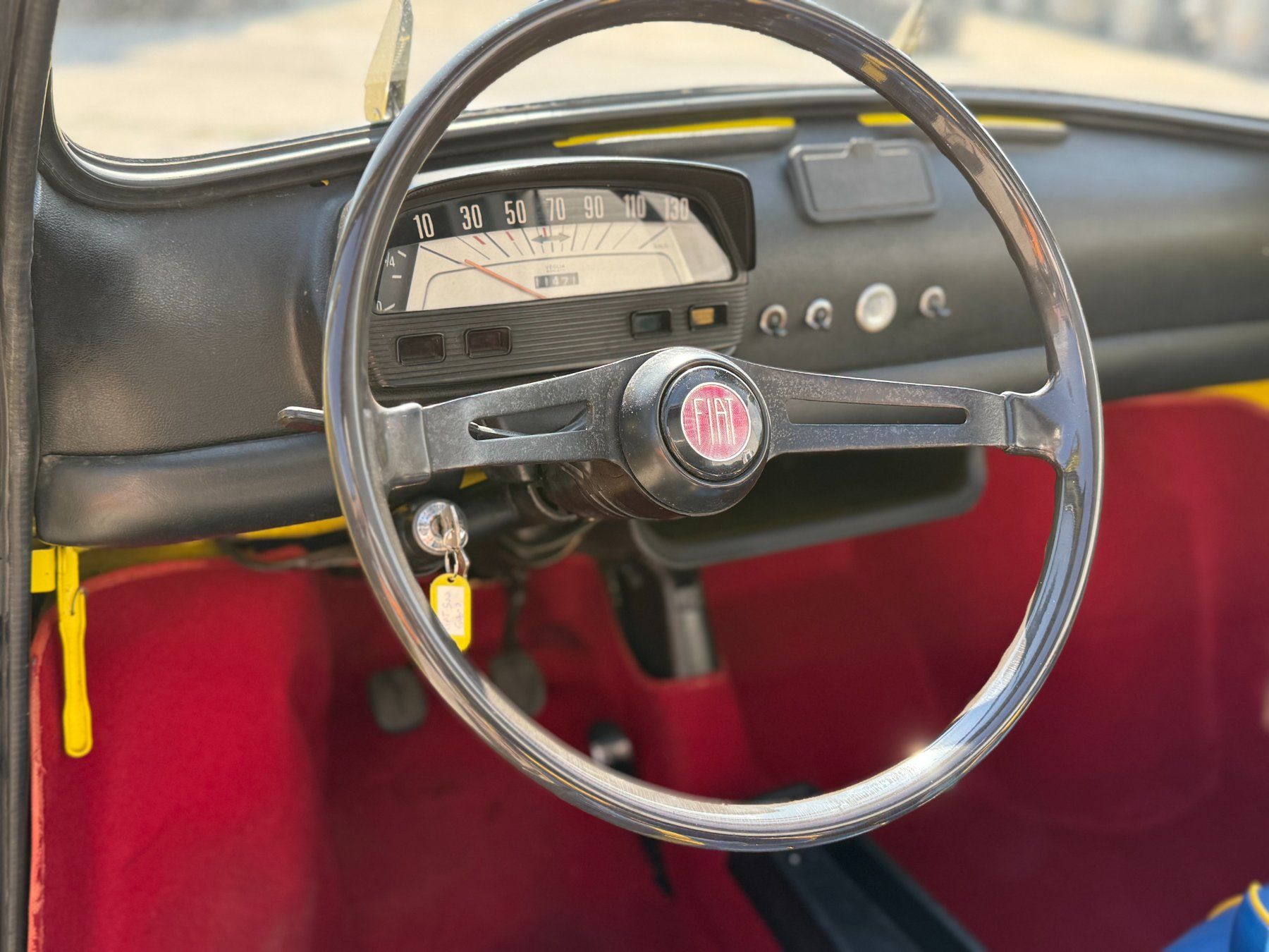 Fiat Autos: Fiat 500 Cabrio 1969 – D'occasion à Genolier par CFD95 2