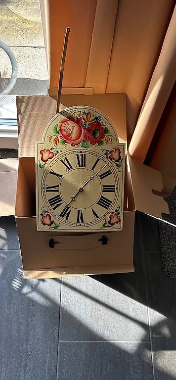 Uhren: antike uhr – Gebraucht aus schalunen von Chrigeler6