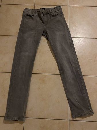 Jeans ragazzo misura 28