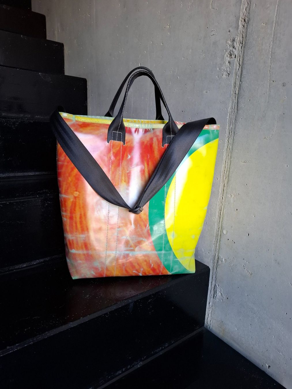 Freitag Borse: Freitag Tasche Bob / Erdbeeren   :) – Usato da Richterswil venduto da Nayli96 1
