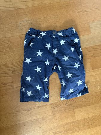 Sommer Hose mit Sternen - Gr. 122 / 6 - 7 Jahre