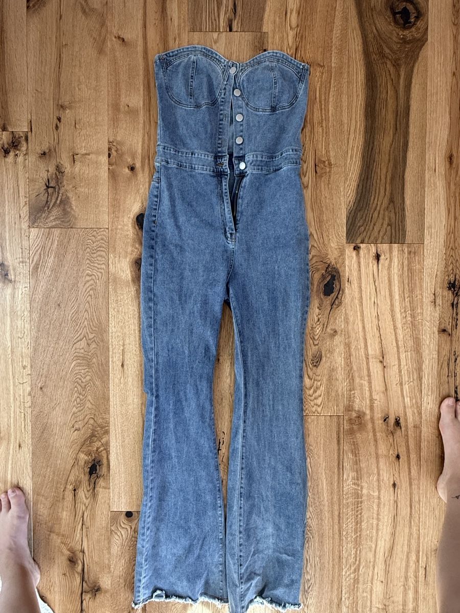Tute: Denim Jumpsuit mit Schlag, Grösse L – Nuovo (secondo la descrizione) da Hüttwilen venduto da sar_8gj7
