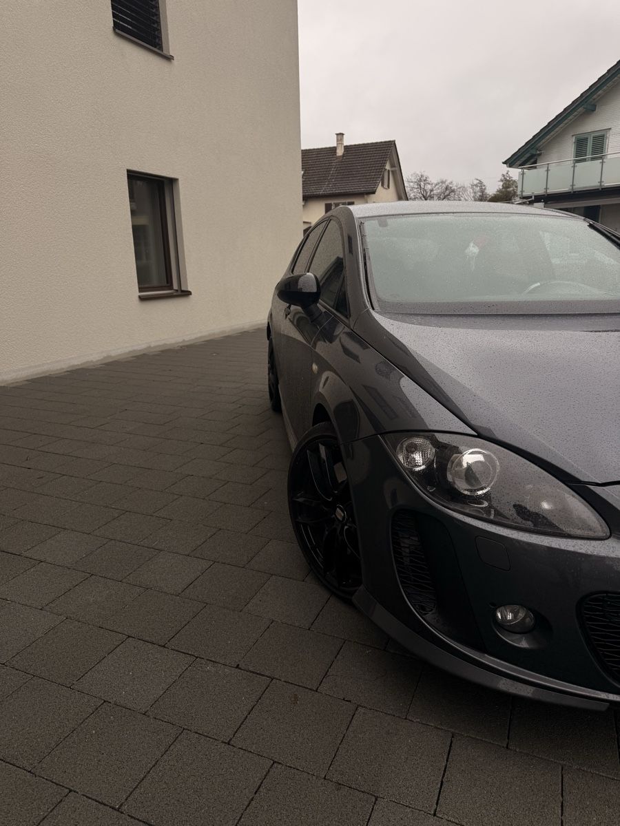 Seat Automobili: Seat Leon R evo 2012, Grey – Nuovo e nell'imballaggio originale da Wängi venduto da gou_n78c 4