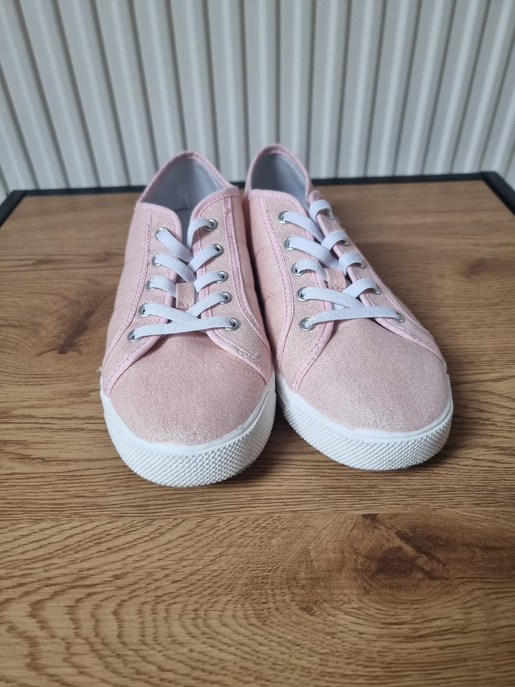 Scarpe da donna: Rosa Stoffschuhe mit Glitzereffekt, Gr. 39 – Usato da Interlaken venduto da NataliiaS 2