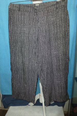 SOMMERHOSE KENNY S GR 44 WEITES BEIN VISCOSE BEQUEM