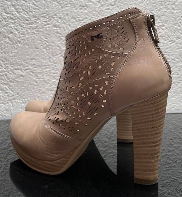 Scarpe da donna: Sommer Stiefel in Leder – Usato da Solothurn venduto da Deinze 2