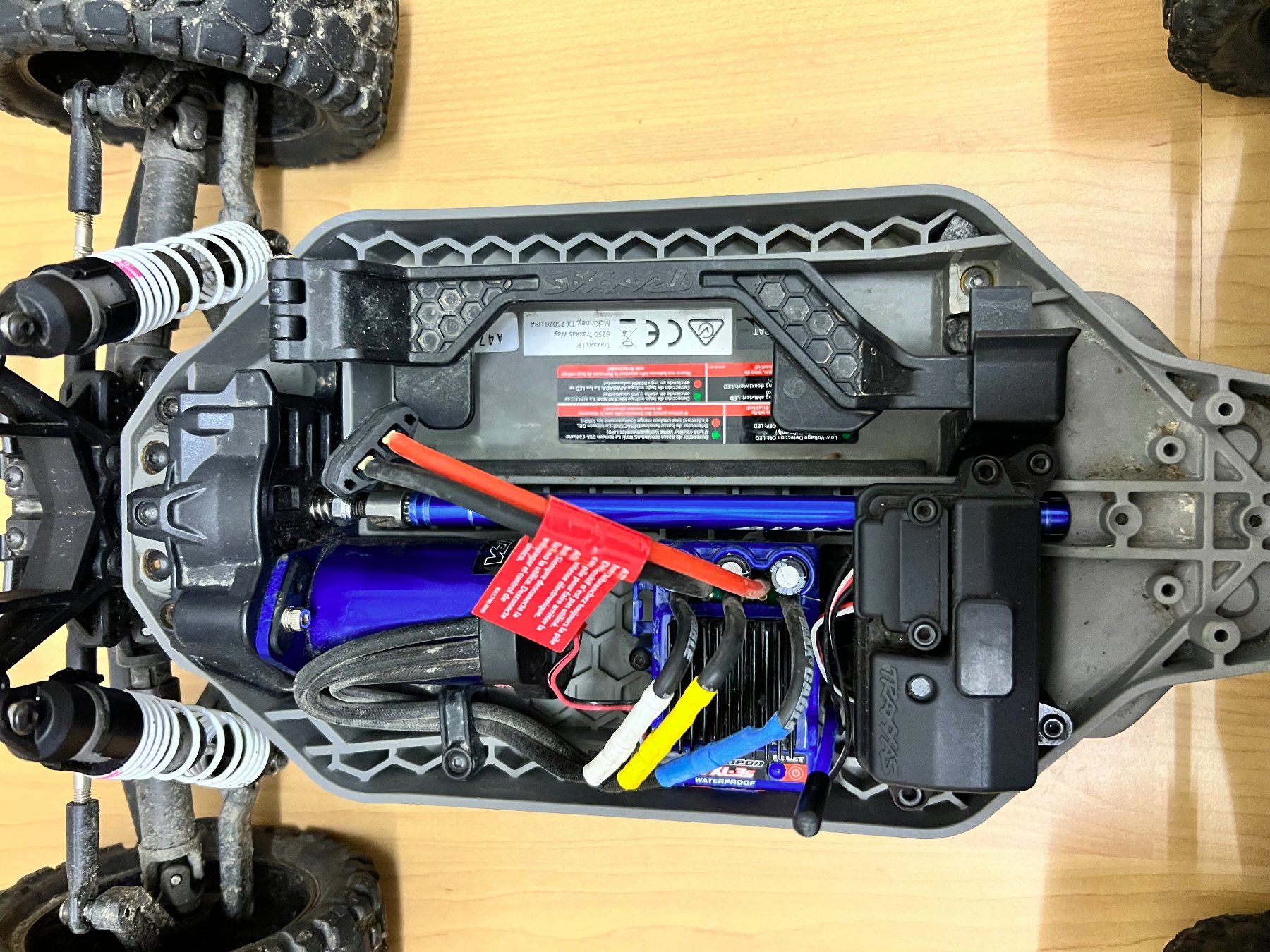 Traxxas RC Modellbau: Traxxas Rustler 4x4 VXL – Gebraucht aus Baar von Egma6340 4