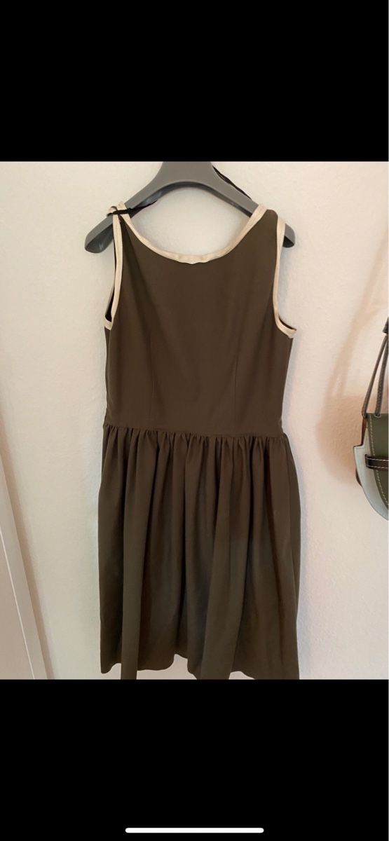Prada Vestiti: Prada Wunderschönes Kleid! Neu! – Nuovo (secondo la descrizione) da Fruthwilen venduto da Mariya13 4