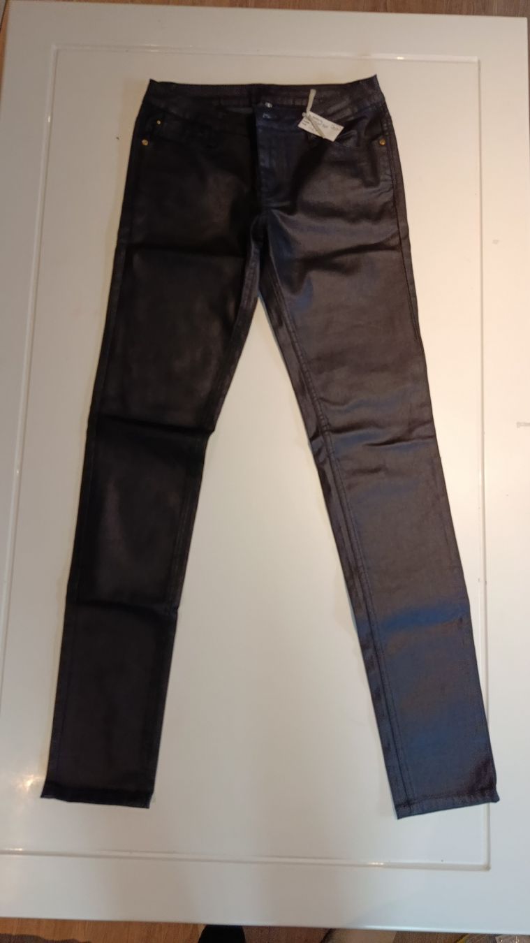 Nafnaf Pantaloni: Hose – Usato da Bürglen UR venduto da Uri1991
