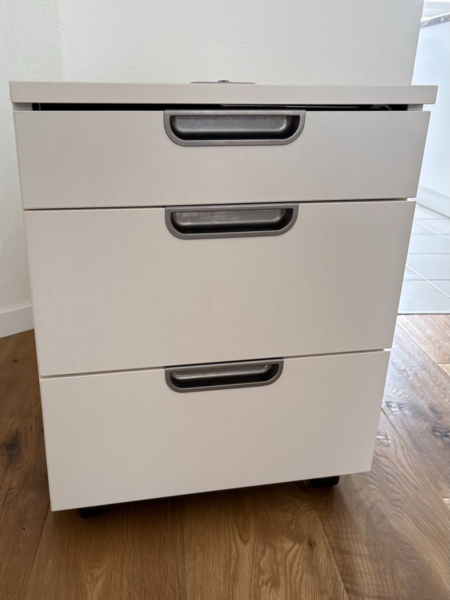 Ikea Eléments de bureau: Schubladenkorpus Ikea Galant – D'occasion à Horgen par rrtt 2