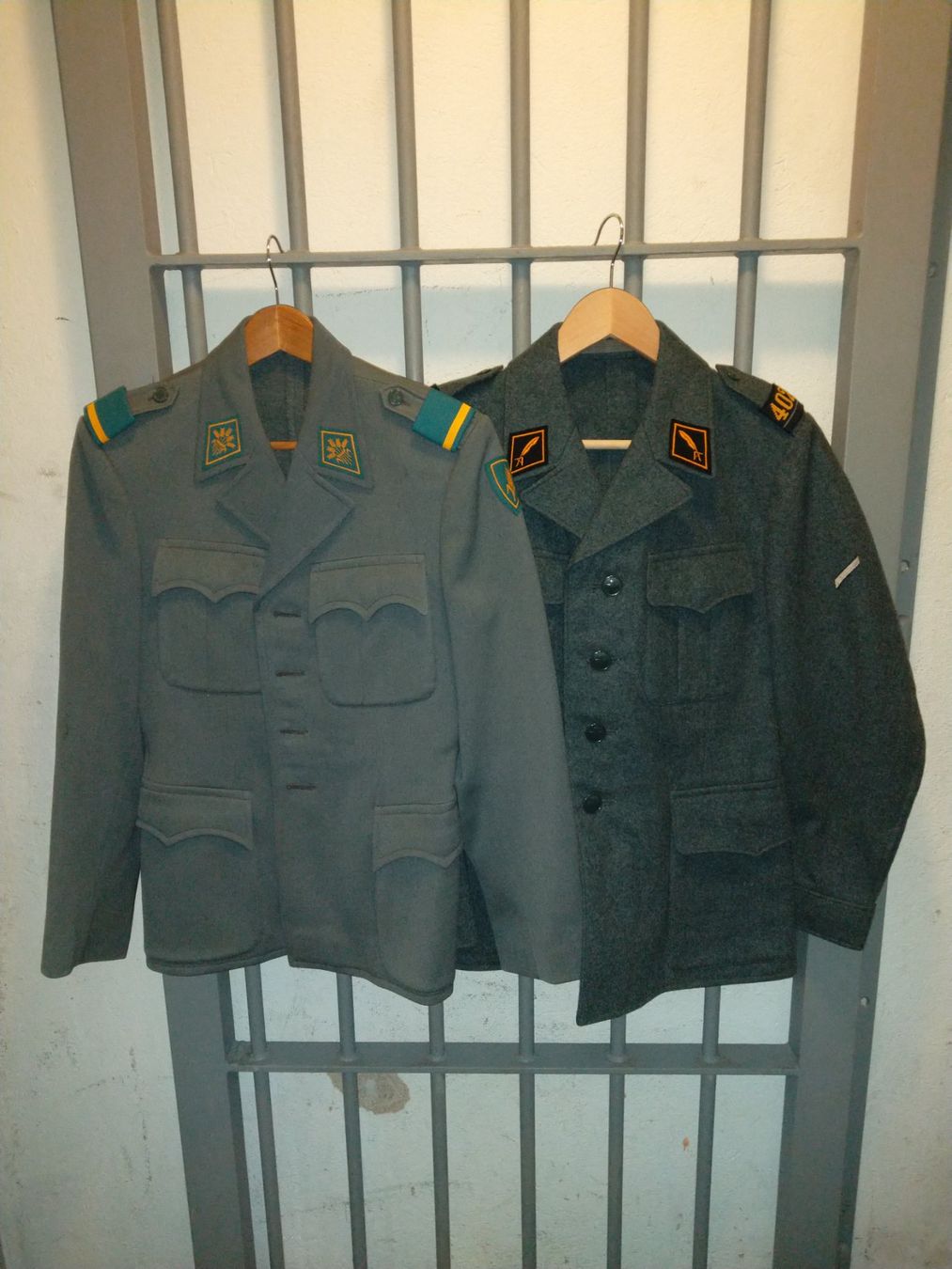 Schweizer Armee Uniformen: Uniformjacken Schweizer Armee – Gebraucht aus Schüpfheim von Mg6170 2