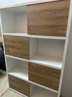 Regal mit Holztüren weiss Eiche Optik gebraucht
