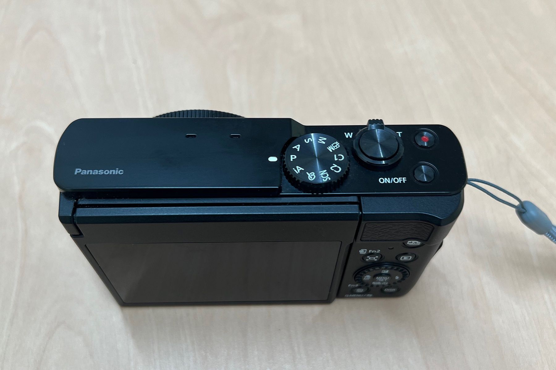 Panasonic Fotocamera: Digitalkamera Panasonic Lumix DC-TZ99 – Usato da Unteriberg venduto da Stromli 1