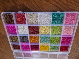 Rocailles Perlen, 24 versch. Farben