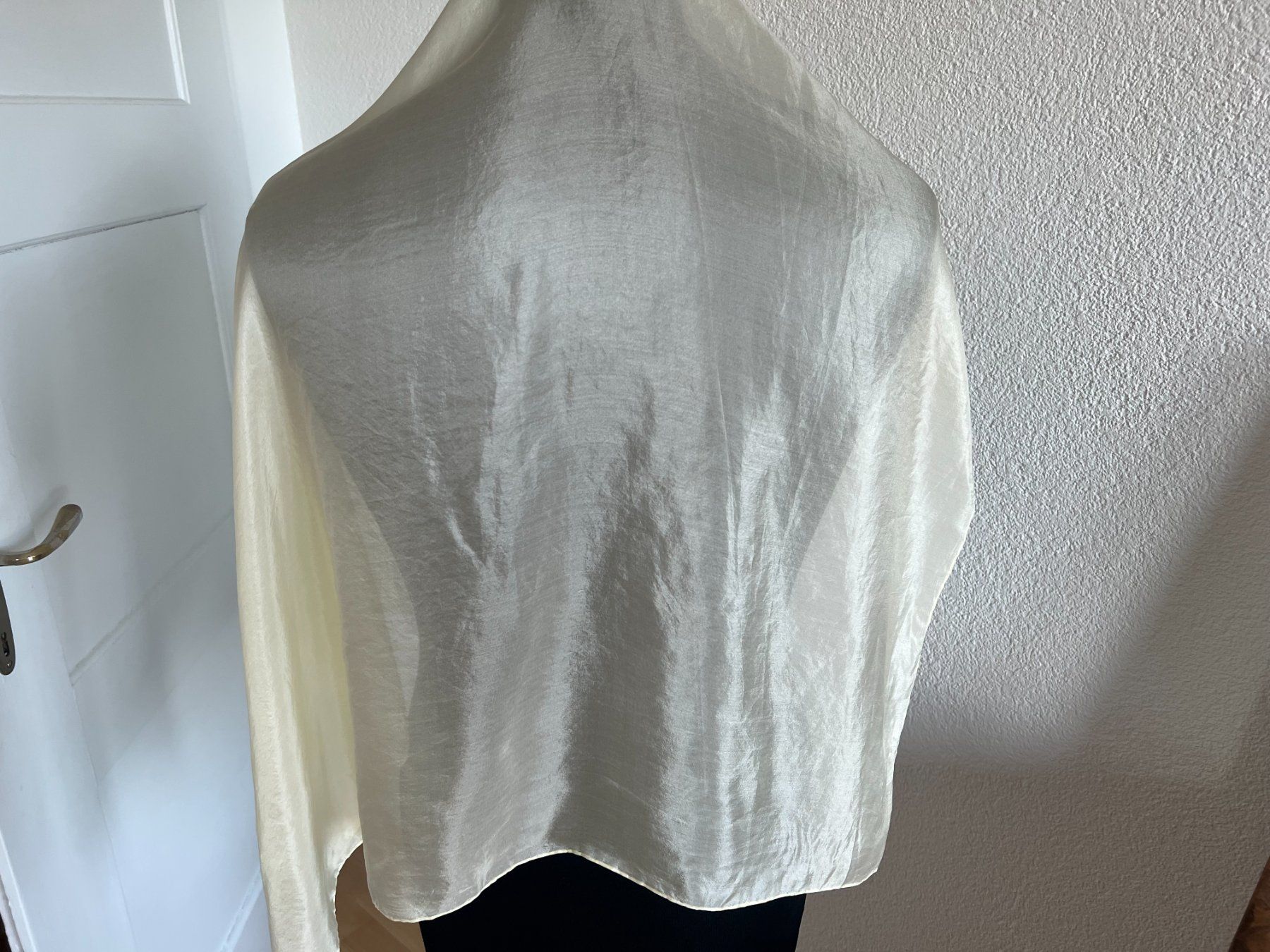 Foulards, Tücher & Schals: Foulard, 100% Seide, Hellgelb, NEU – Neu (gemäss Beschreibung) aus Worb von farben20zauber 1