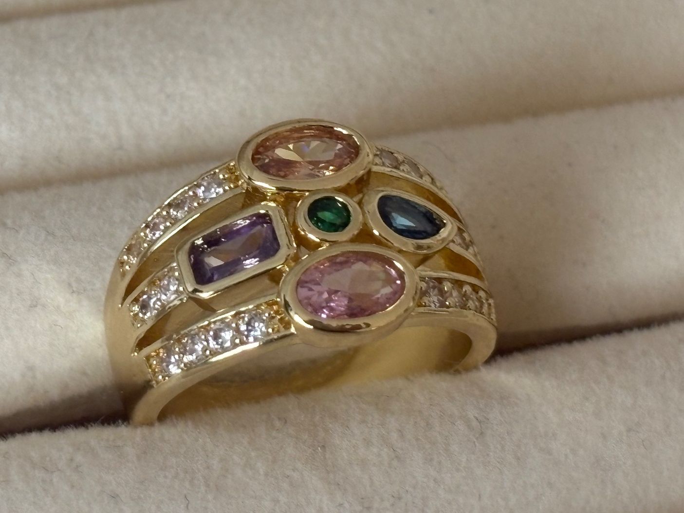 Anelli: Luxus Elegante Gr.19/9 Ring Farbe: Gold/Multicolore – Nuovo (secondo la descrizione) da Biel-Bienne venduto da Roserosse13 2