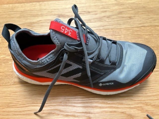 Adidas terrex 42.5 hotsell