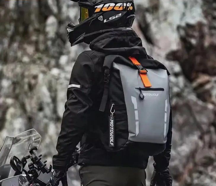 Zaini: Wasserdichter Motorradrucksack – Nuovo e nell'imballaggio originale da Geneve venduto da Titi2008 2