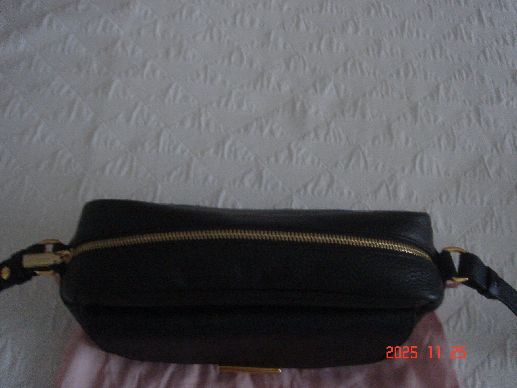 Coccinelle Borse da donna: COCCINELLE TASCHE SCHWARZ – Nuovo (secondo la descrizione) da Strengelbach venduto da romanna 1