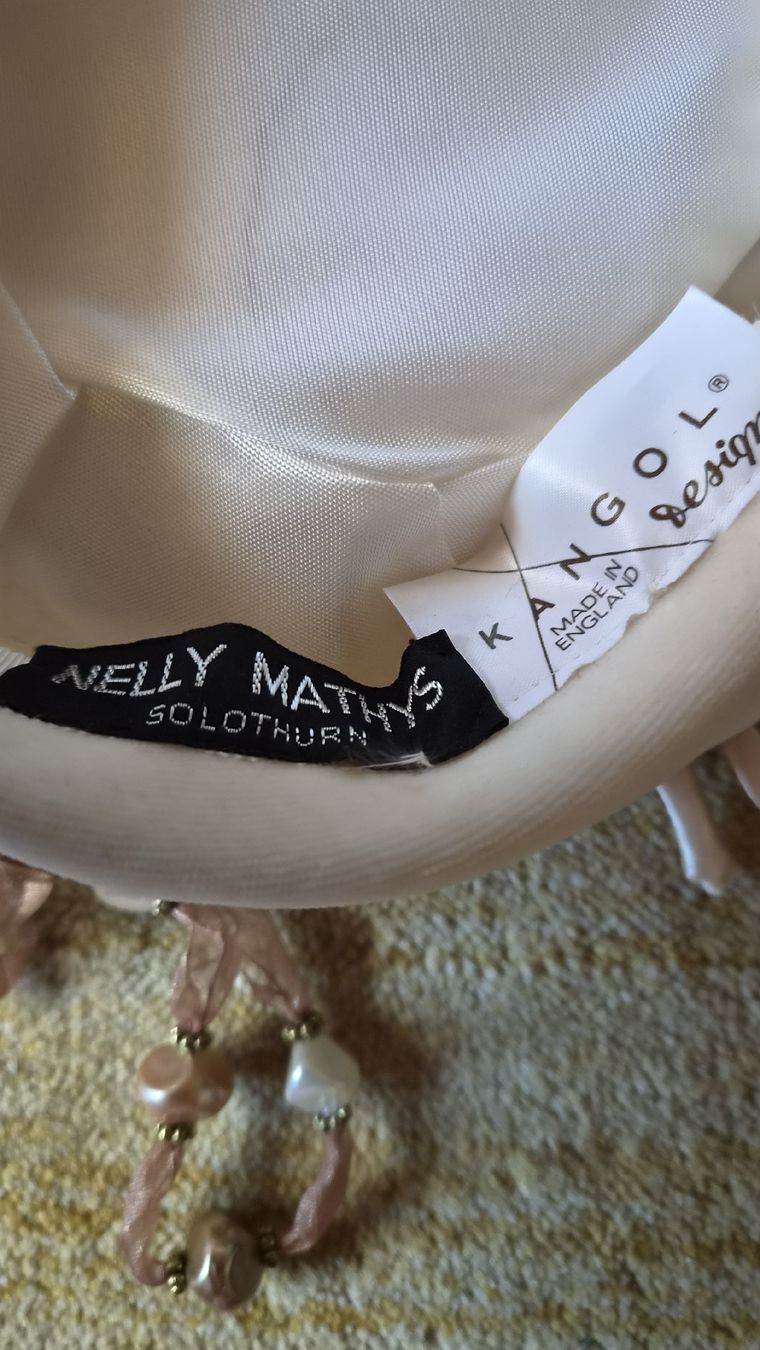 Altri gioielli: Braut Accessoires Set Kangol Nelly Mathys beige – Usato da Kölliken venduto da MissesBossTop1 2