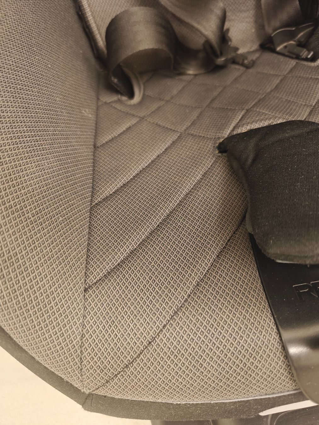 Recaro Seggiolini per auto: RECARO Optiafix Kindersitz – Usato da Bülach venduto da var_7mvc 3