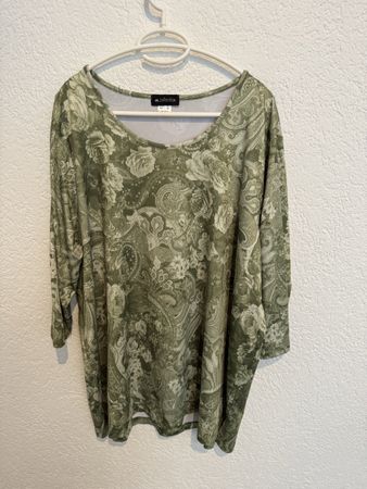 m.collection Shirt grün Gr. 52 / XXL