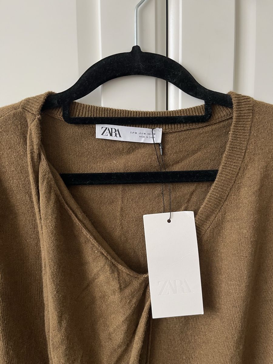 Zara Pulls & Sweat-shirts: Schal-Pullover – Neuf avec emballage d'origine à Allschwil par eyl_bb8q 2