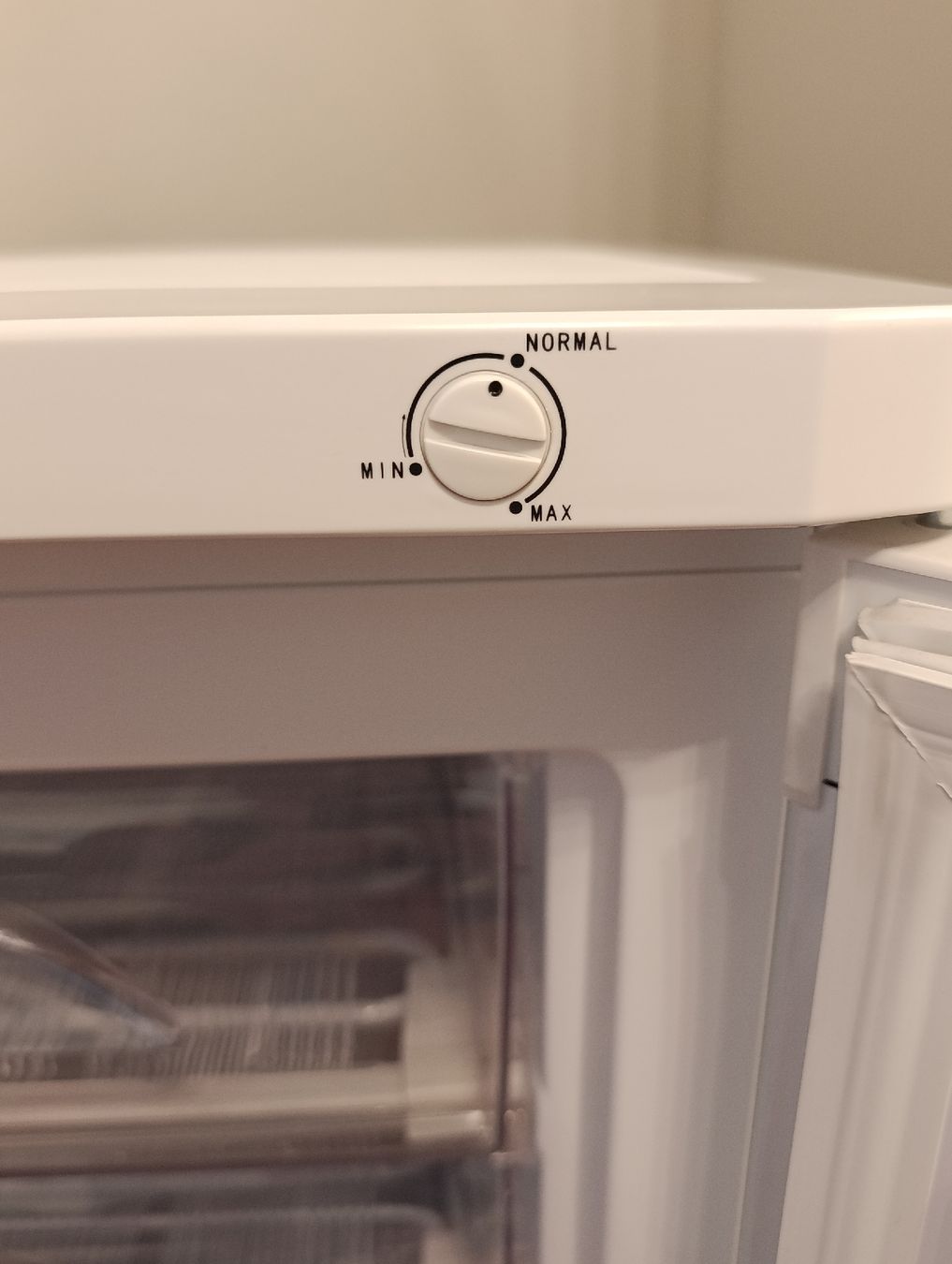 Congelatori: Indesit Gefrierschrank – Usato da Baar venduto da L.isa28 2