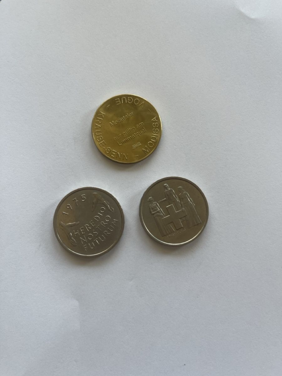 Tutti le monete: 2× 5 Franken Schweiz + 1 Token gebrauch alt – Usato da Au ZH venduto da curio.concept 2