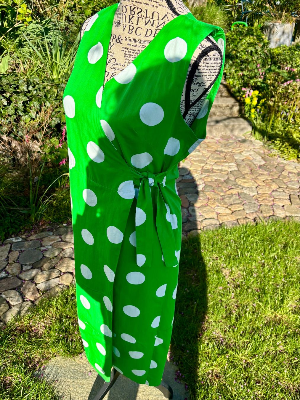 Vestiti: Wickelkleid / Bluse grün – Usato da Pfeffingen venduto da Dimitri1985 2