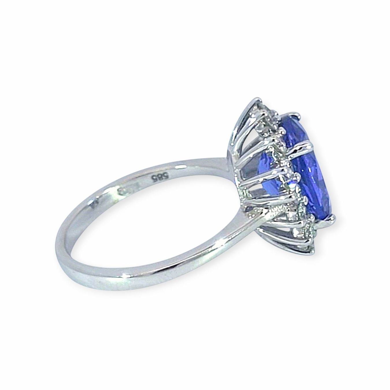 Anelli: Tansanit-Ring 14k Weissgold 3,97ct – Nuovo e nell'imballaggio originale da Illnau venduto da Juwelier_Mahler_GmbH 3