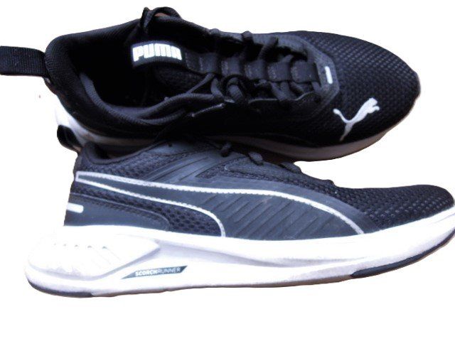 Puma Scarpe da uomo: Gr. 38 coole Puma Turnschuhe Sneaker Memory Foam – Usato da Basel venduto da FRAU.ZAUBER.MOND