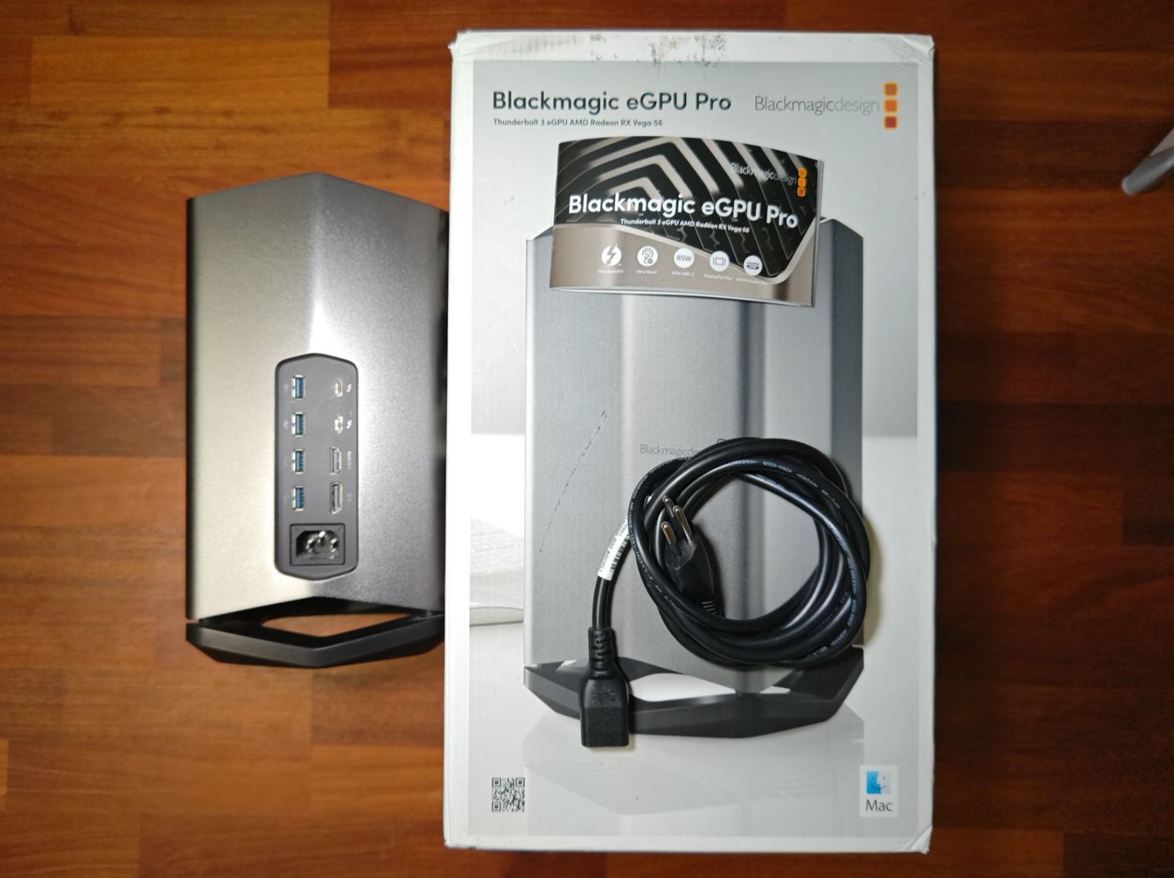 Thunderbolt Blackmagic Egpu Pro Vega 56 Blackmagic EGPU Pro