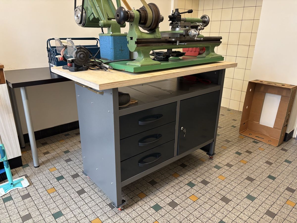 Tutte le macchine: Tour à métaux de précision avec accessoires état usagé – Usato da La Chaux-de-Fonds venduto da jrvibe 9