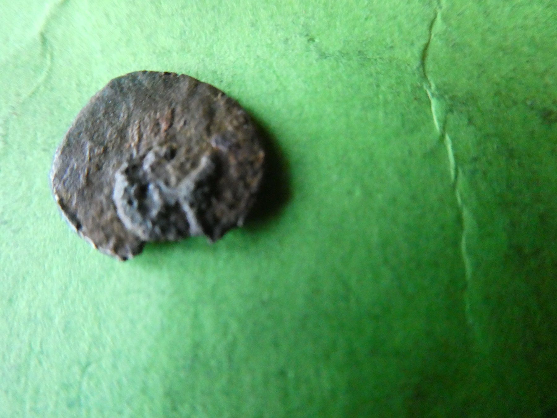 Tutti le monete: uralte Bronzemünze  12 mm     0.60 g – Usato da Hinterforst venduto da Rohusri 2