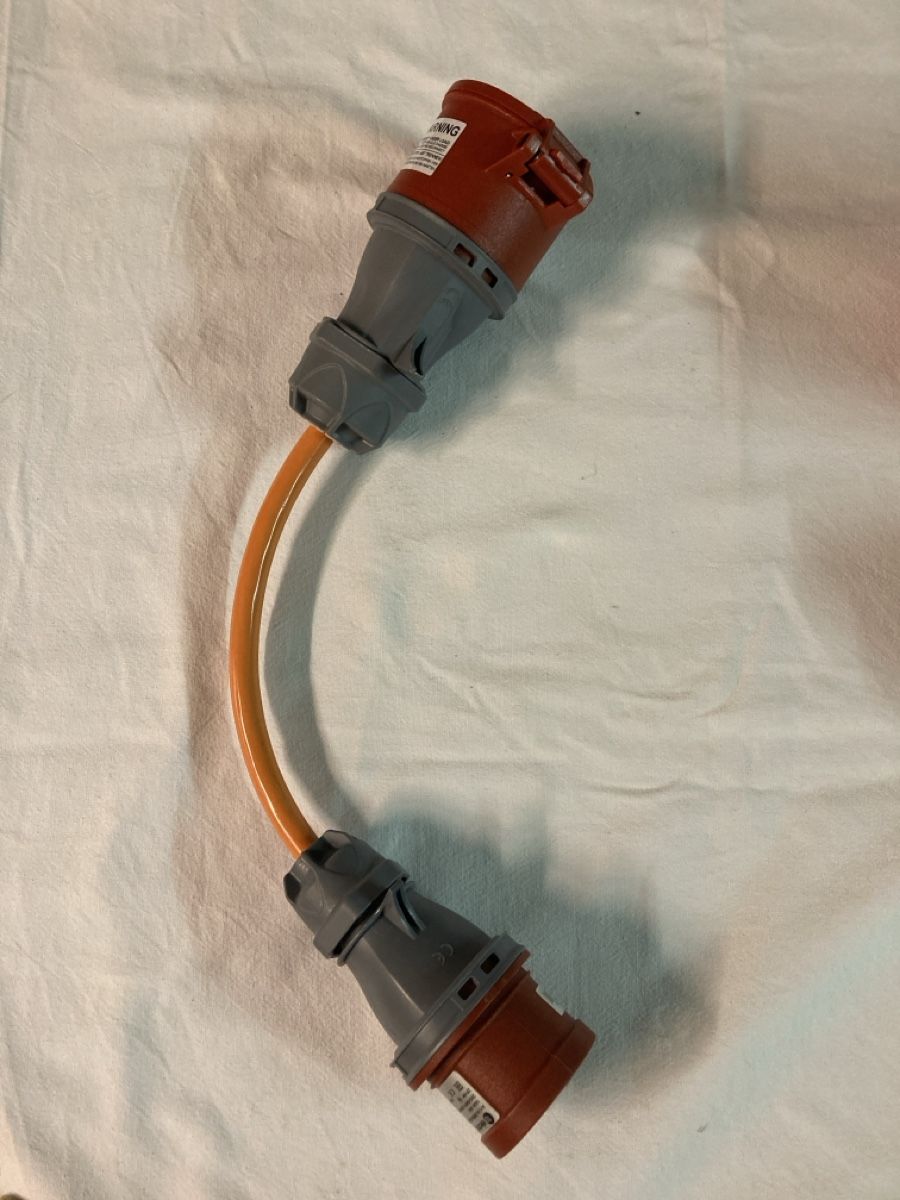 Megger Misurare: Megger CEE-Test 5/32 Drehstromgeräte Prüfadapter – Nuovo (secondo la descrizione) da Rothrist venduto da Seafarer68 3