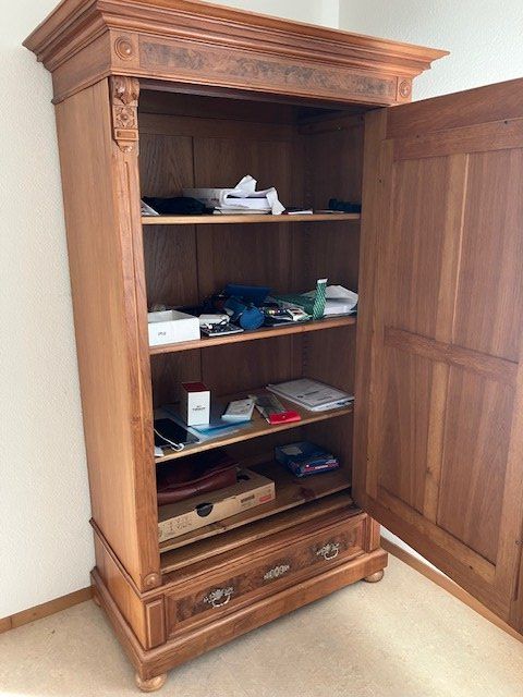 Schränke: Schlafzimmer-Spiegelschrank – Gebraucht aus Aarau von mar_226g 1