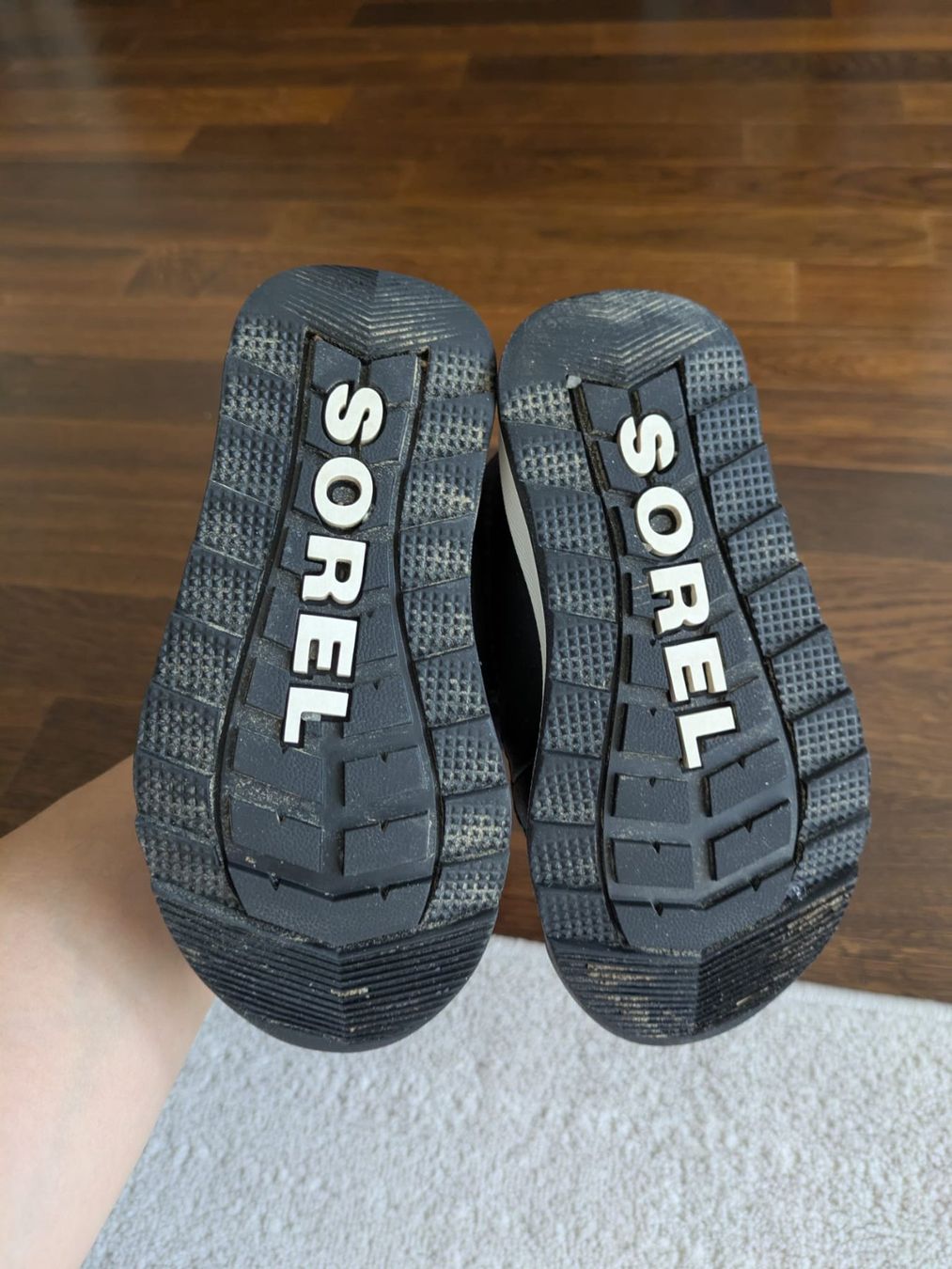 Sorel Scarpe da uomo: Sorel WHITNEY II PLUS BOOTIE UNISEX 25 – Usato da Horgen venduto da yuk_5zjl 4