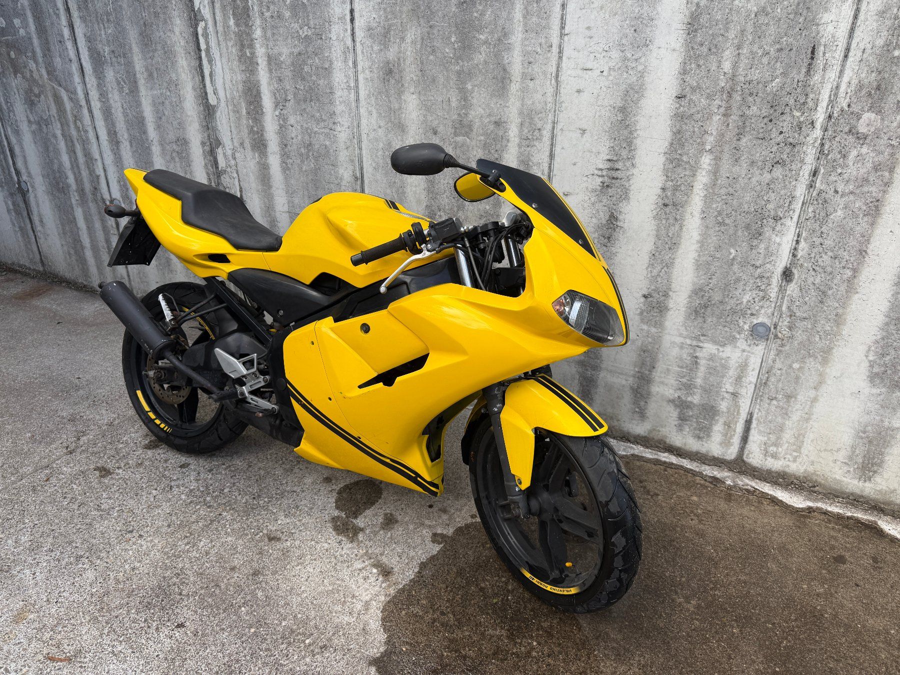 Yamaha Strasse: Yamaha TZR – Defekt aus Niederteufen von TheSnwbrdingShark 1