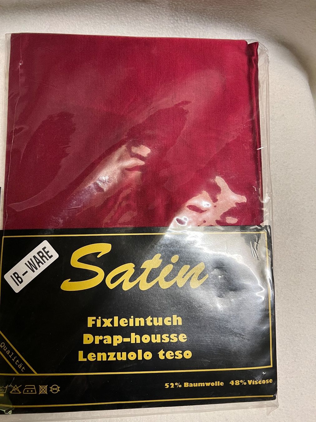 Biancheria da letto: Satin Fixleintuch Bordeaux 90/190cm – Nuovo e nell'imballaggio originale da Rorschach venduto da TrendyDeals