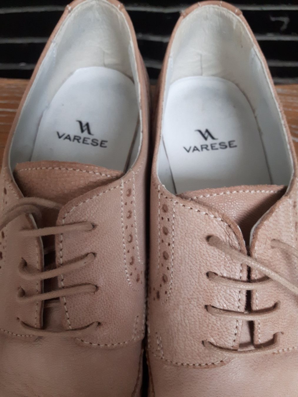 Scarpe da donna: Brogues Leder Schnürschuhe Gr. 38 nude beige – Usato da Beckenried venduto da SylvkensWorld 4